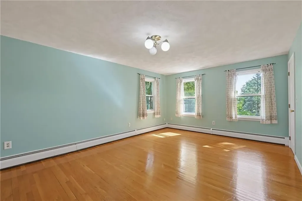 16 Blacksmith Road Cumberland RI 02864