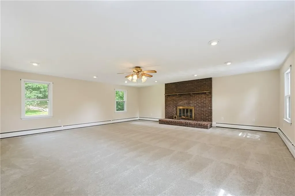 16 Blacksmith Road Cumberland RI 02864