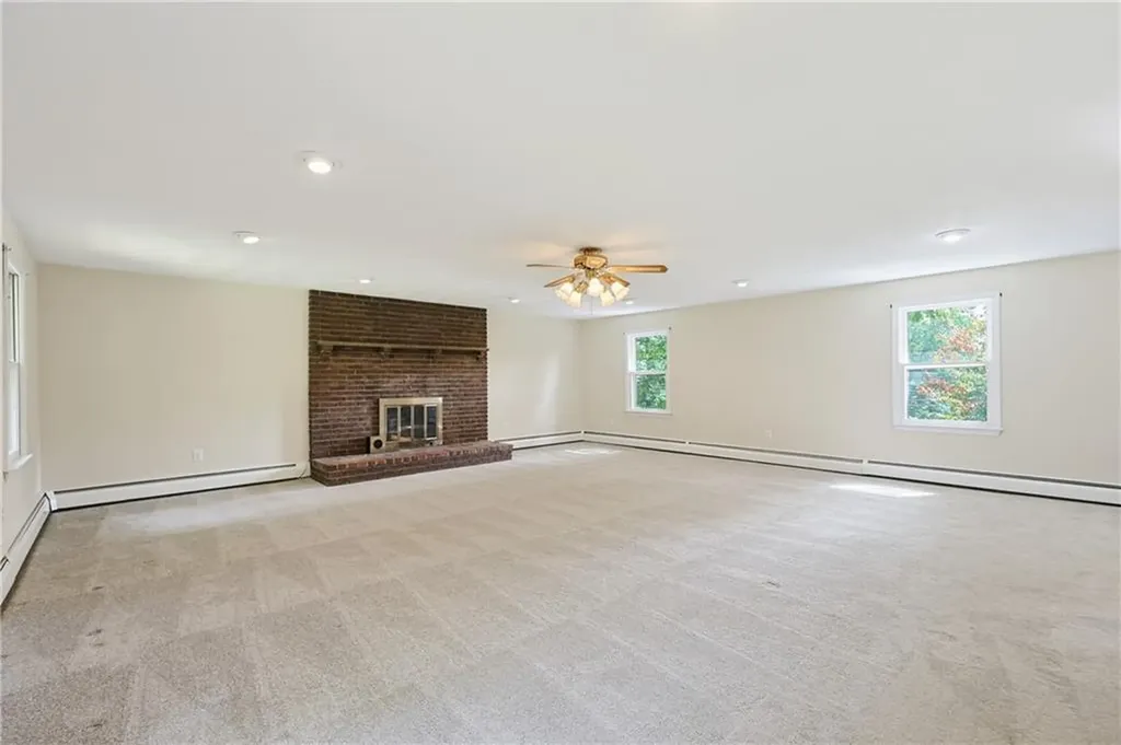 16 Blacksmith Road Cumberland RI 02864