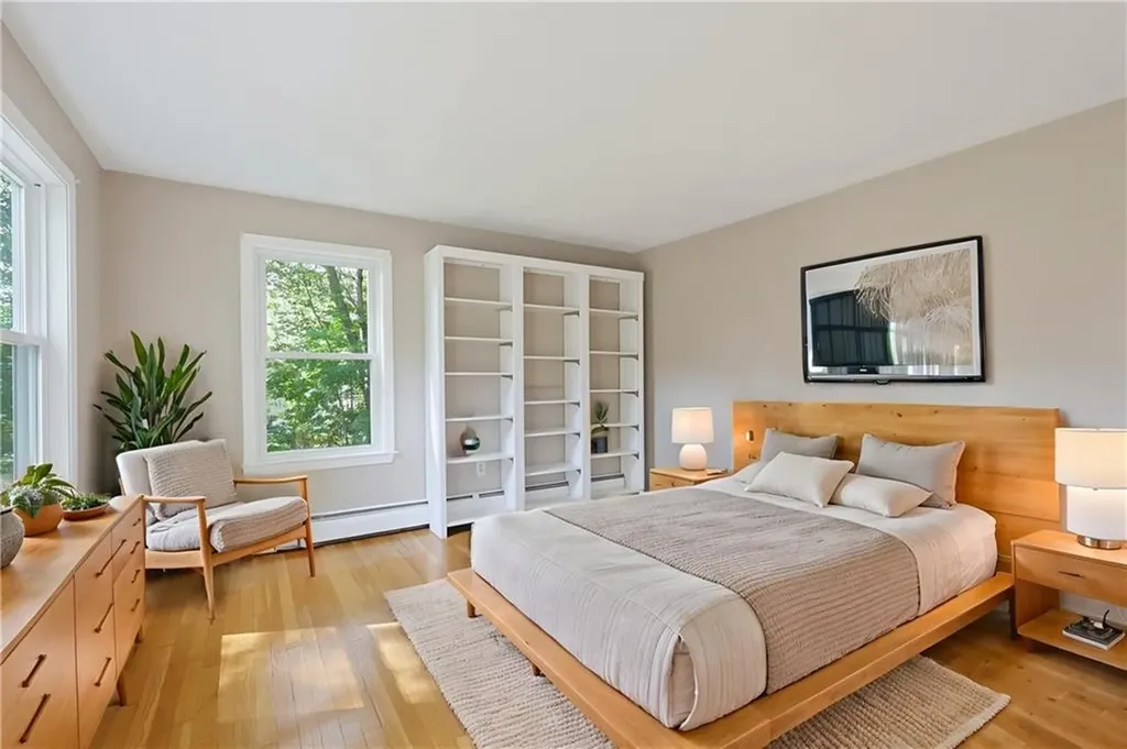 16 Blacksmith Road Cumberland RI 02864