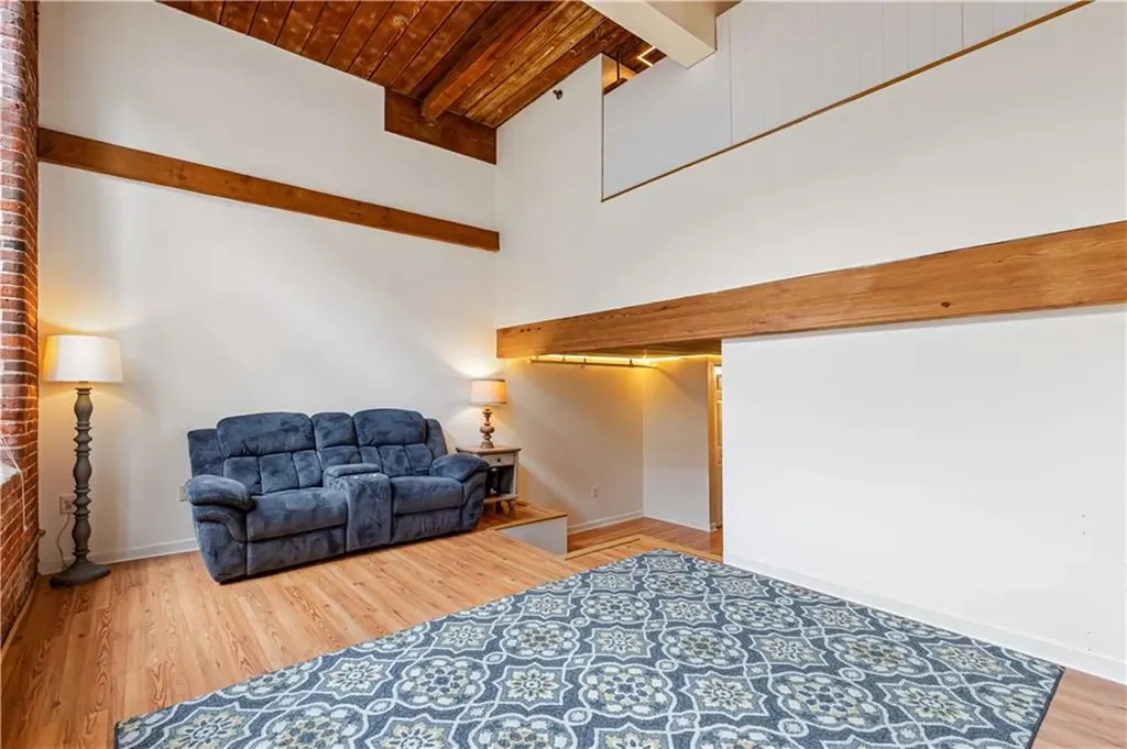 15 Higgins Street Smithfield RI 02917