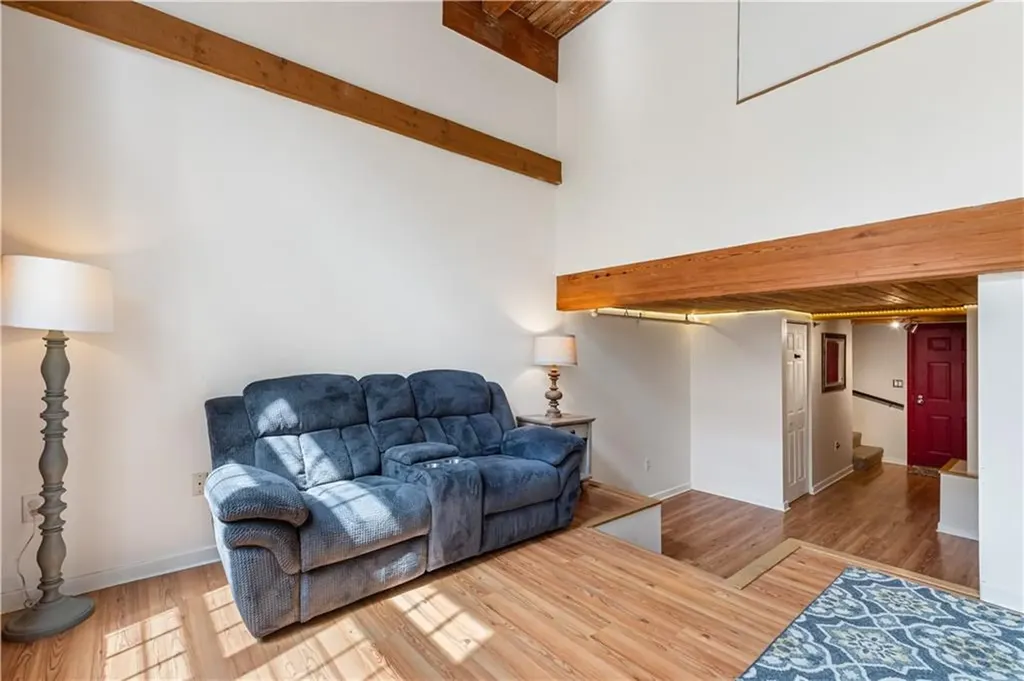 15 Higgins Street Smithfield RI 02917