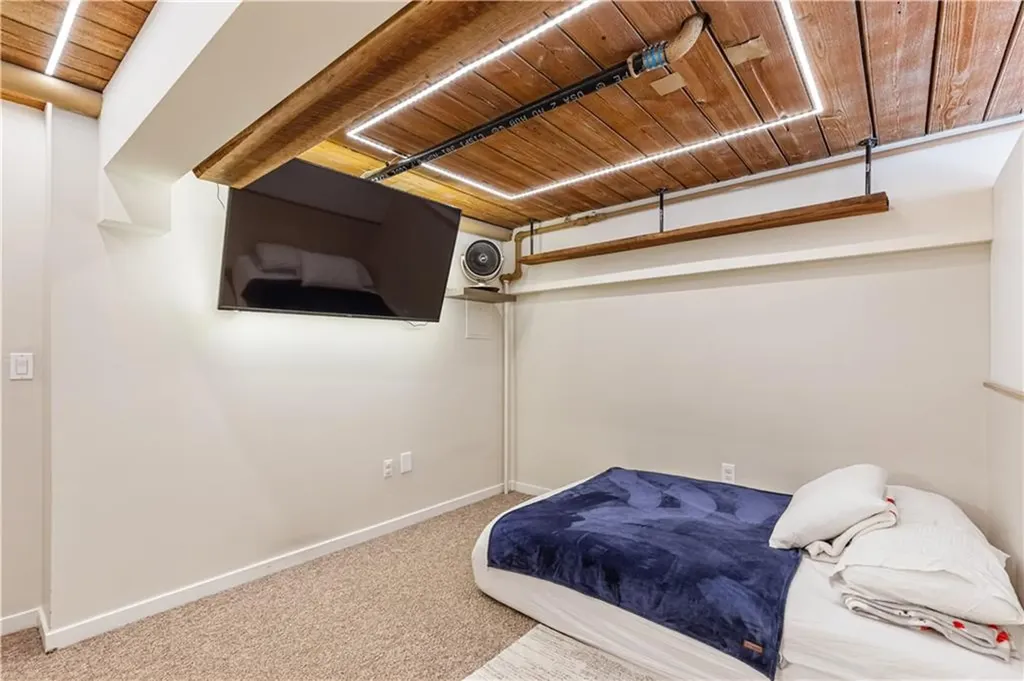 15 Higgins Street Smithfield RI 02917