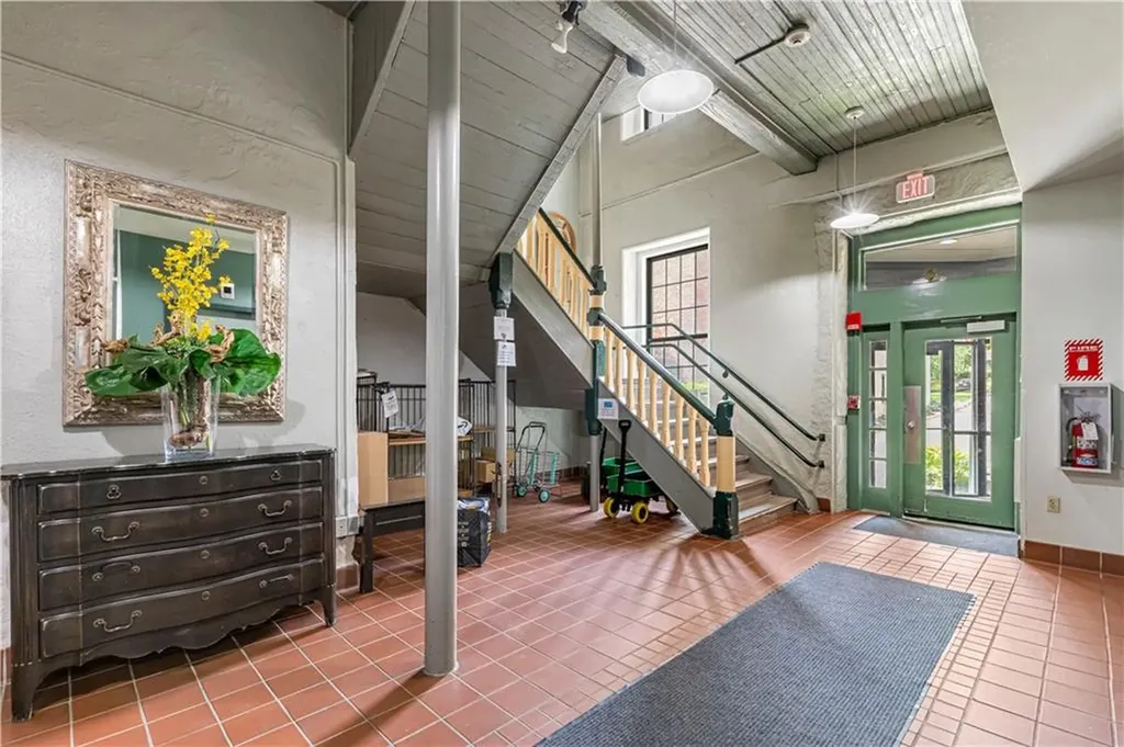15 Higgins Street Smithfield RI 02917