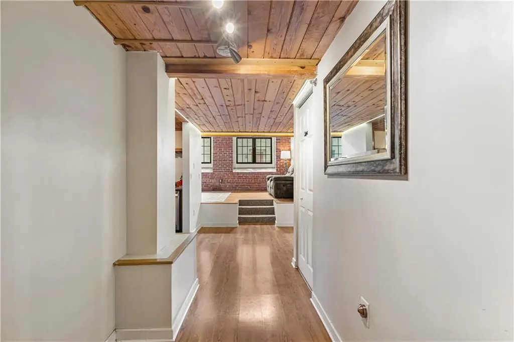 15 Higgins Street Smithfield RI 02917