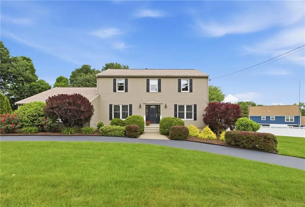 4 High Ridge Drive Lincoln RI 02865
