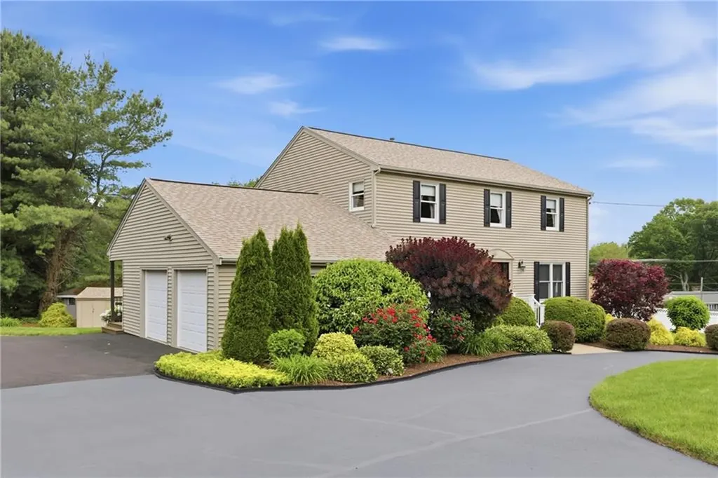 4 High Ridge Drive Lincoln RI 02865