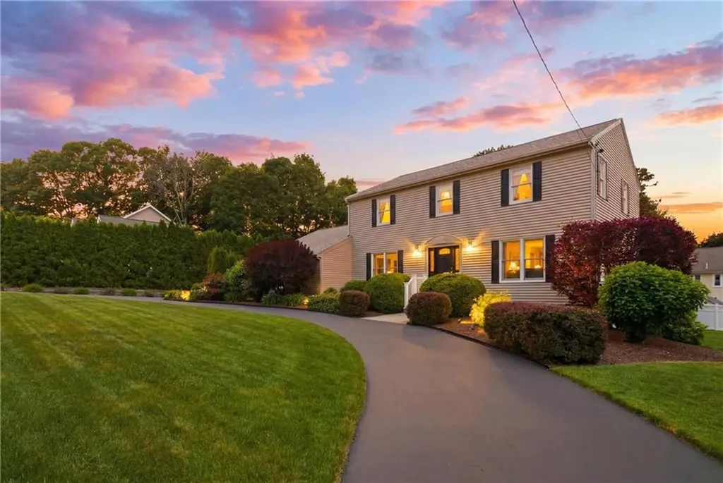 4 High Ridge Drive Lincoln RI 02865