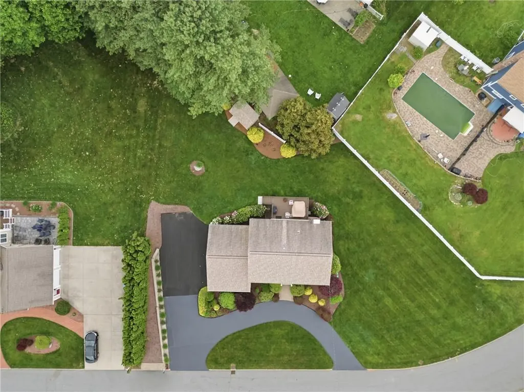 4 High Ridge Drive Lincoln RI 02865