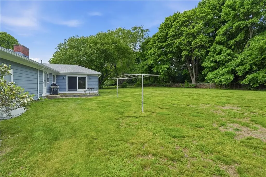8 Wabasso Terrace Middletown RI 02842