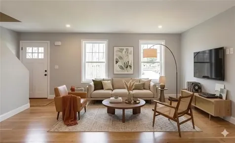 35 37 Glendale Avenue Tiverton RI 02878