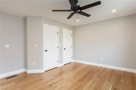35 37 Glendale Avenue Tiverton RI 02878