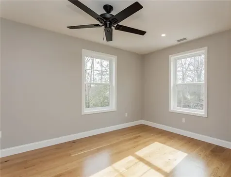 35 37 Glendale Avenue Tiverton RI 02878