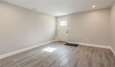 35 37 Glendale Avenue Tiverton RI 02878