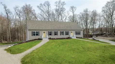 35 37 Glendale Avenue Tiverton RI 02878