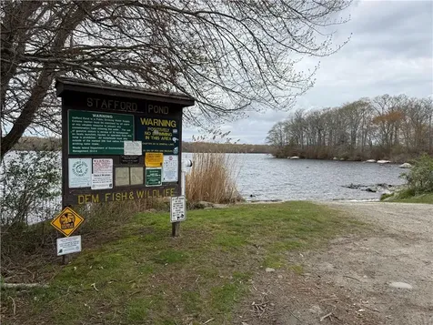 35 37 Glendale Avenue Tiverton RI 02878
