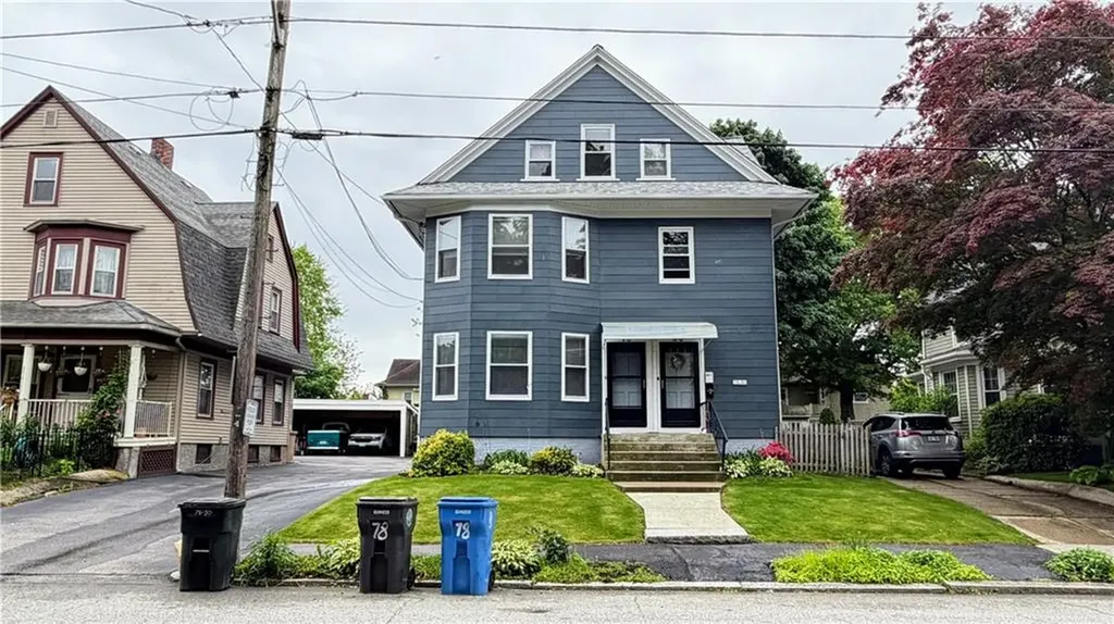 78 Massasoit Ave Avenue Cranston RI 02905