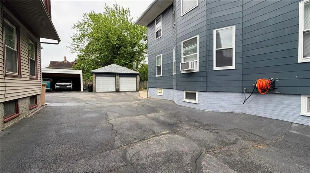 78 Massasoit Avenue Cranston RI 02905