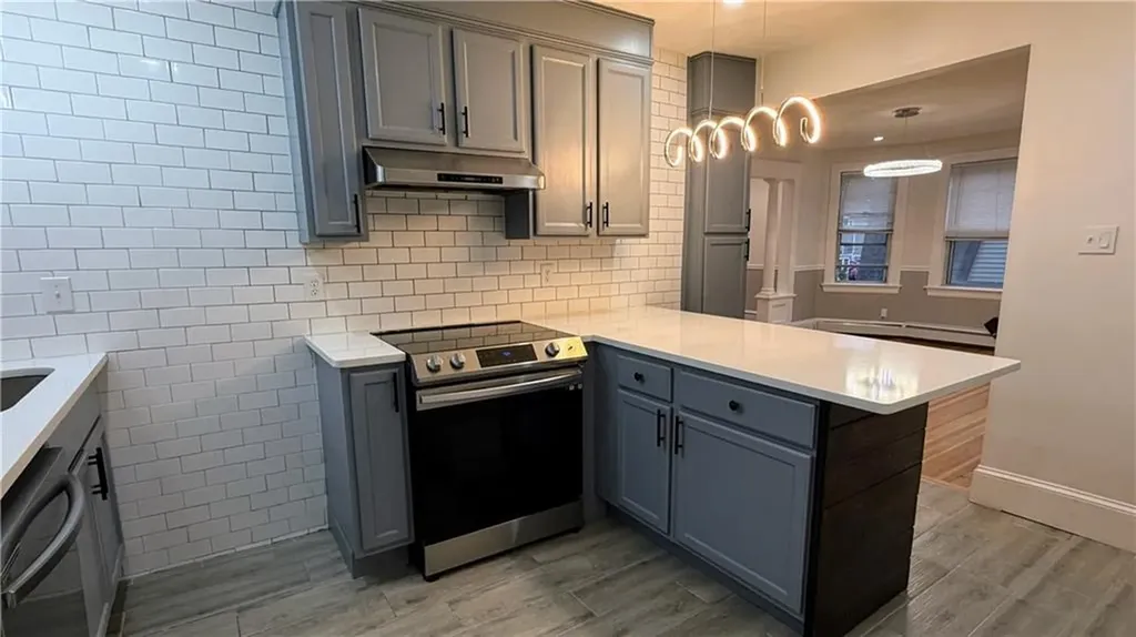 78 Massasoit Avenue Cranston RI 02905