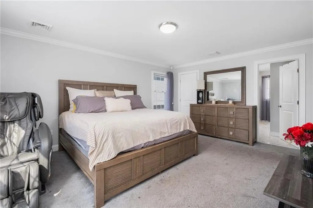 14 Dover Avenue Lincoln RI 02865