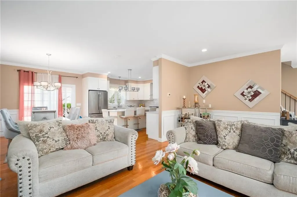 14 Dover Avenue Lincoln RI 02865