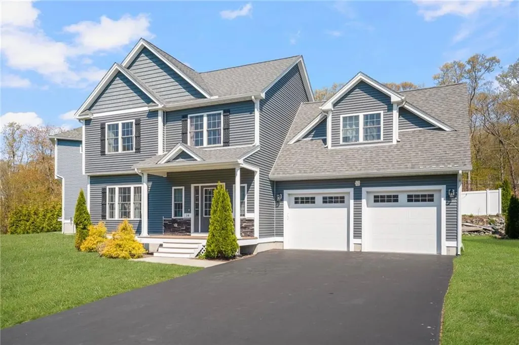 14 Dover Avenue Lincoln RI 02865