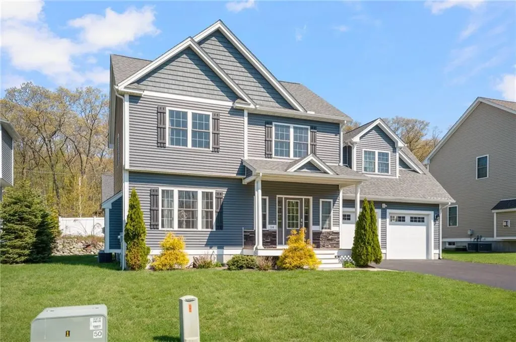 14 Dover Avenue Lincoln RI 02865