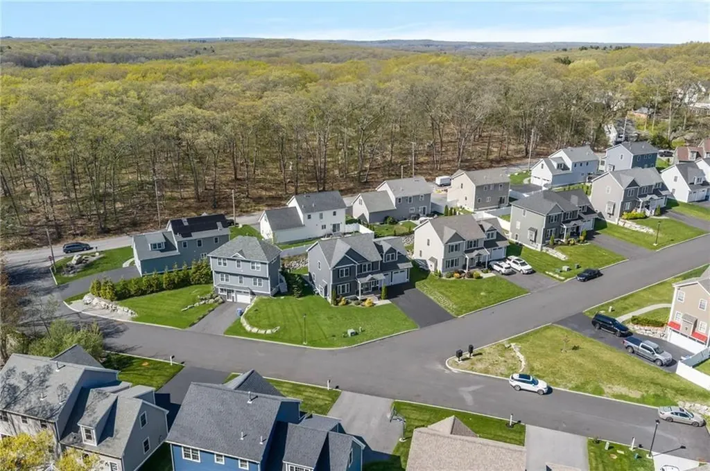 14 Dover Avenue Lincoln RI 02865