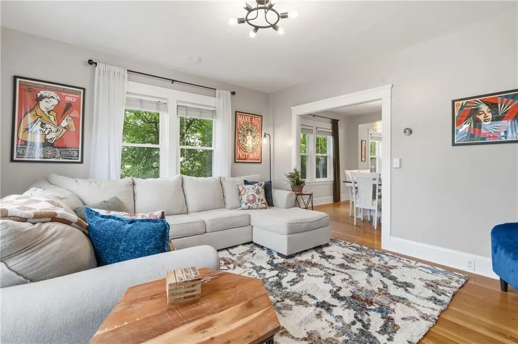 111 Anderton Avenue Pawtucket RI 02860