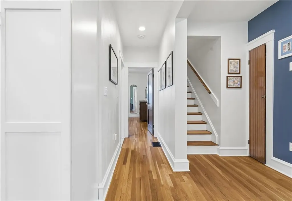 111 Anderton Avenue Pawtucket RI 02860