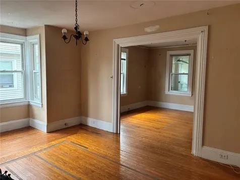 152 154 Woodbine Street Cranston RI 02910