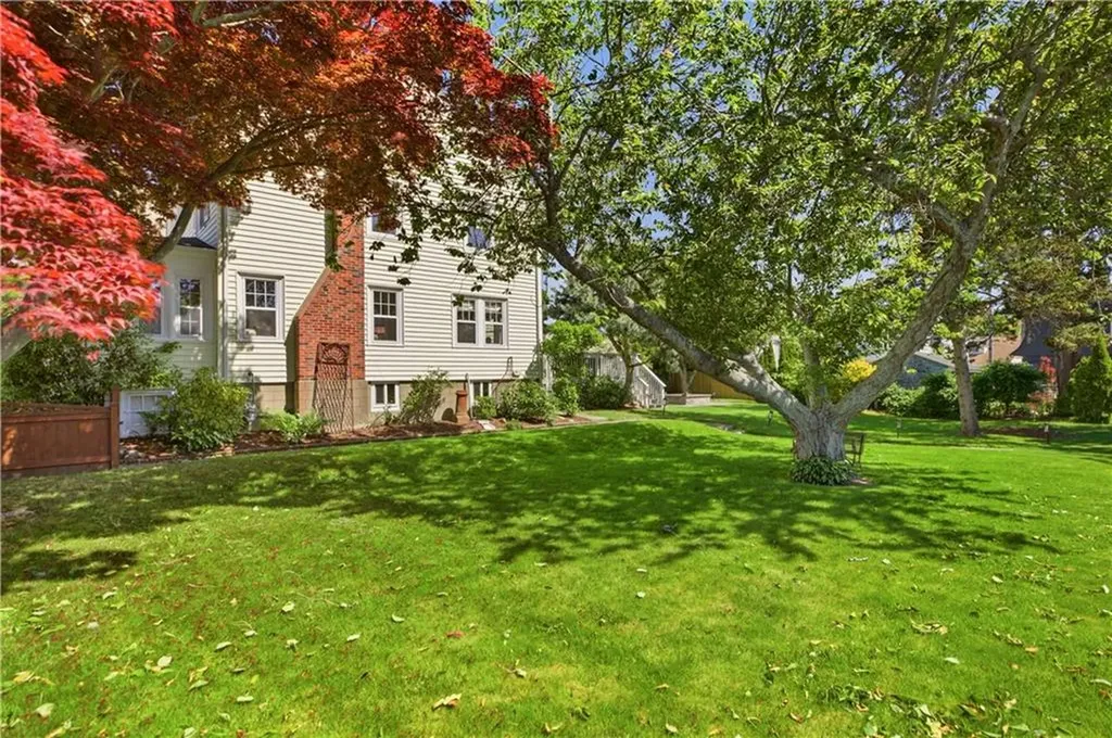 138 Gibbs Avenue Newport RI 02840