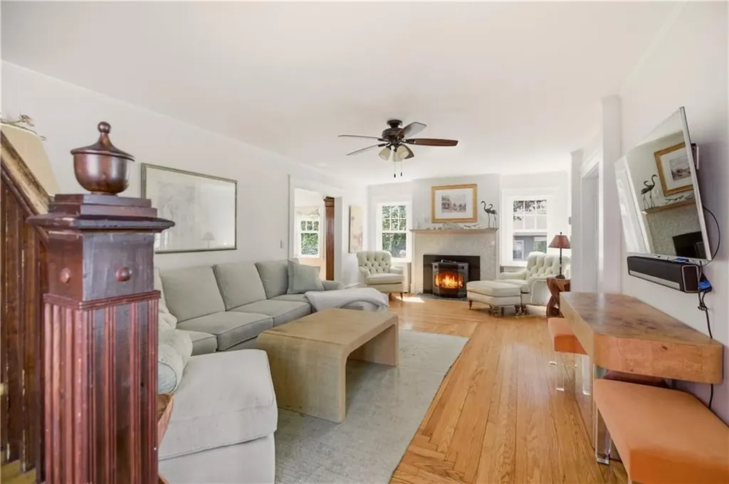 138 Gibbs Avenue Newport RI 02840