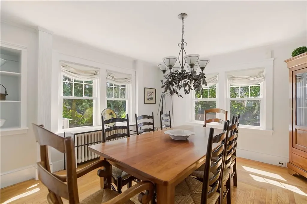 138 Gibbs Avenue Newport RI 02840