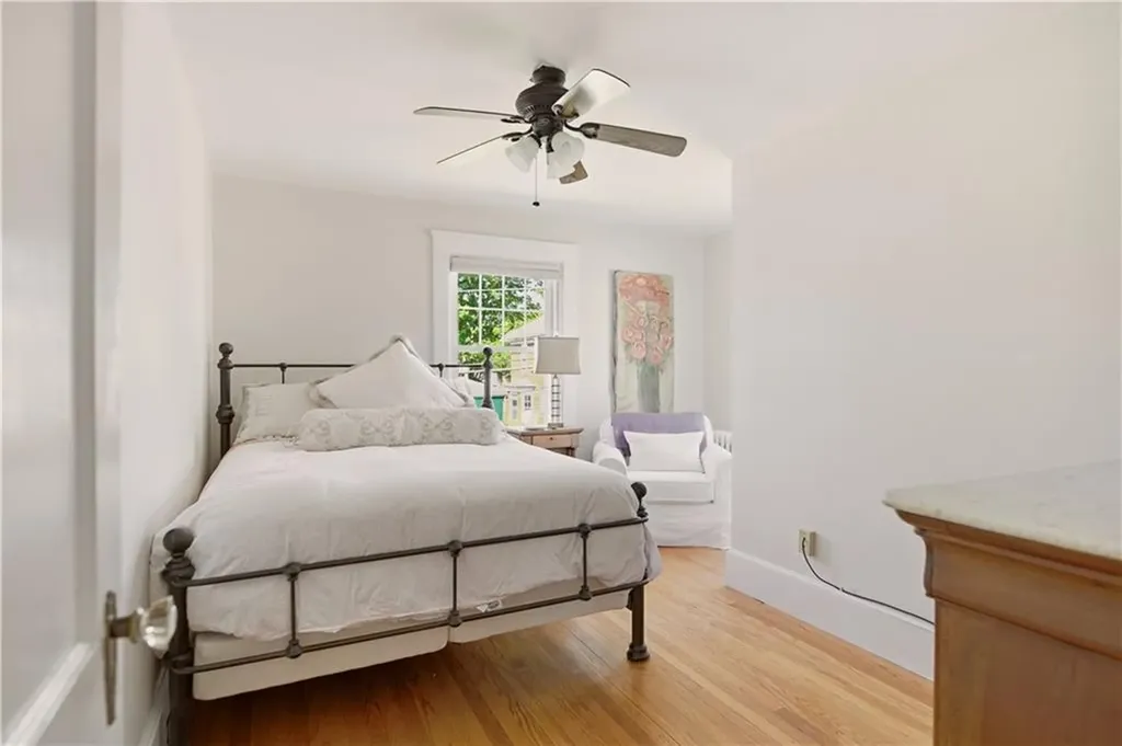 138 Gibbs Avenue Newport RI 02840