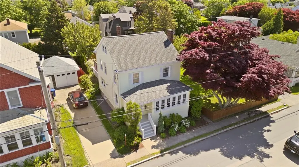 138 Gibbs Avenue Newport RI 02840
