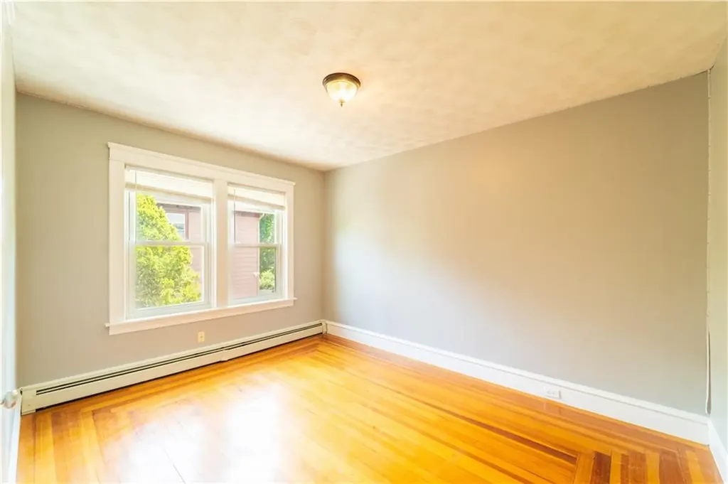 18 Dunnell Avenue Pawtucket RI 02860