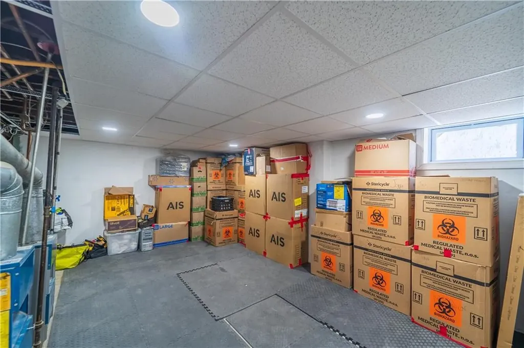 18 Dunnell Avenue Pawtucket RI 02860