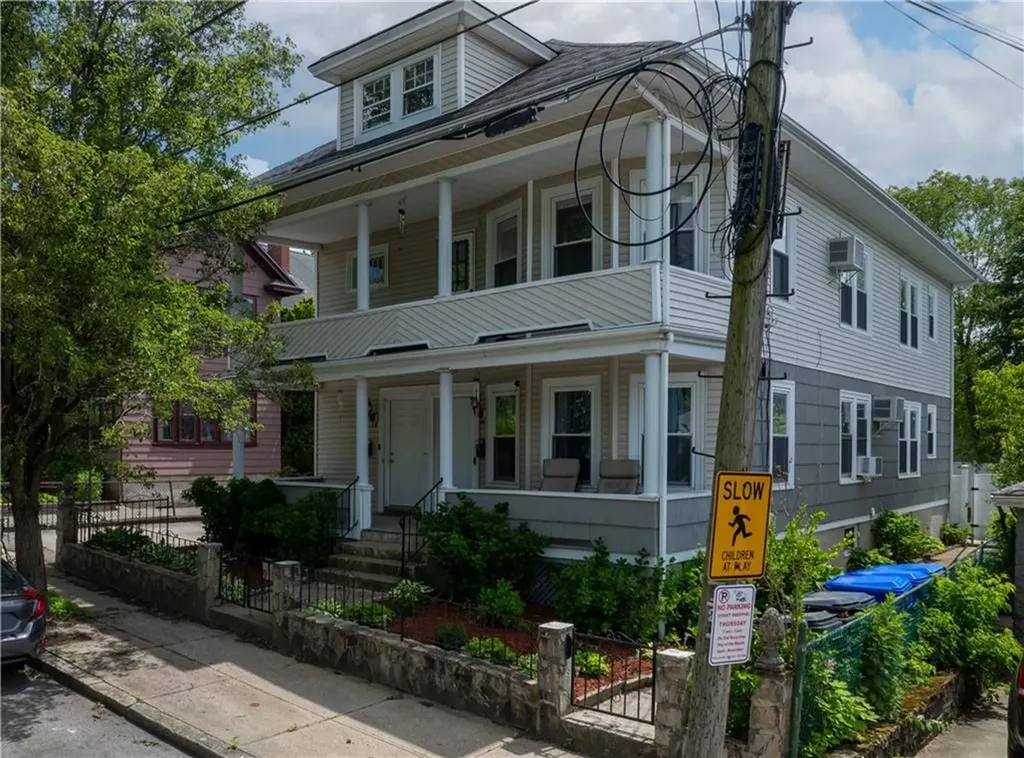 18 Dunnell Avenue Pawtucket RI 02860