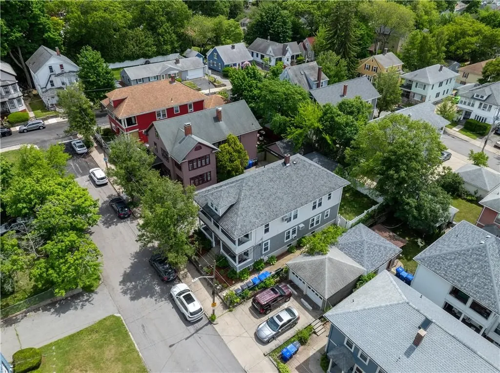 18 Dunnell Avenue Pawtucket RI 02860