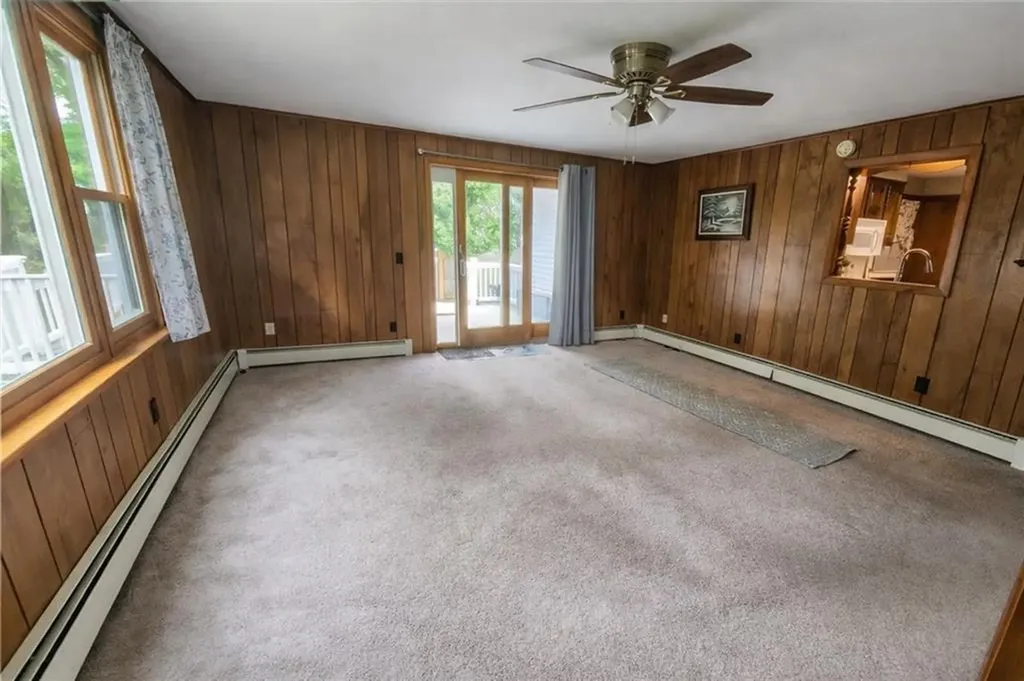 19 Redwood Drive Coventry RI 02816