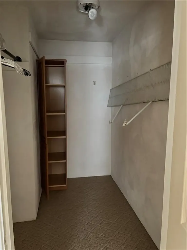 4 Wicks Court Warwick RI 02886