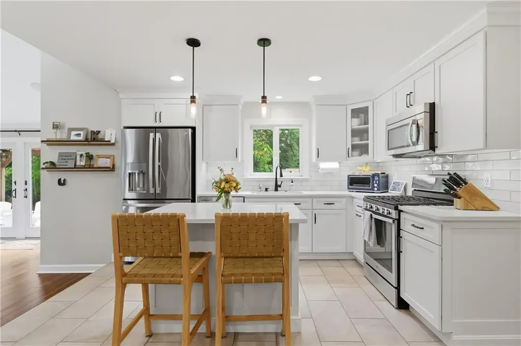 1 Blacksmith Road Lincoln RI 02865