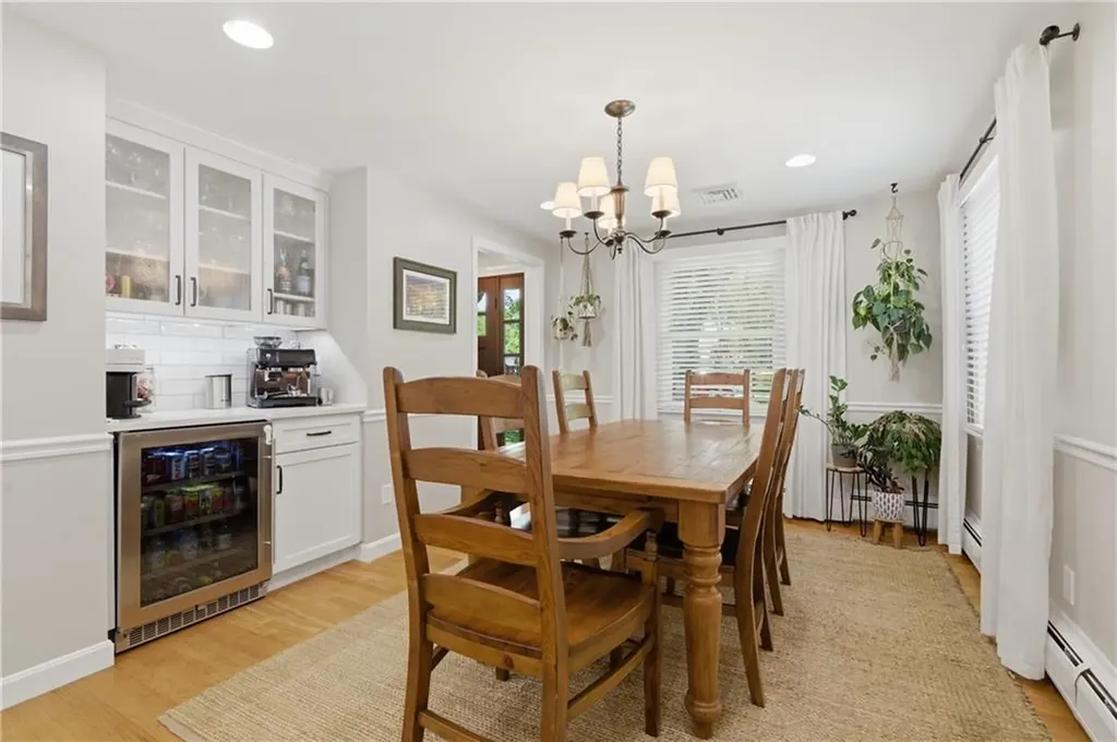 1 Blacksmith Road Lincoln RI 02865