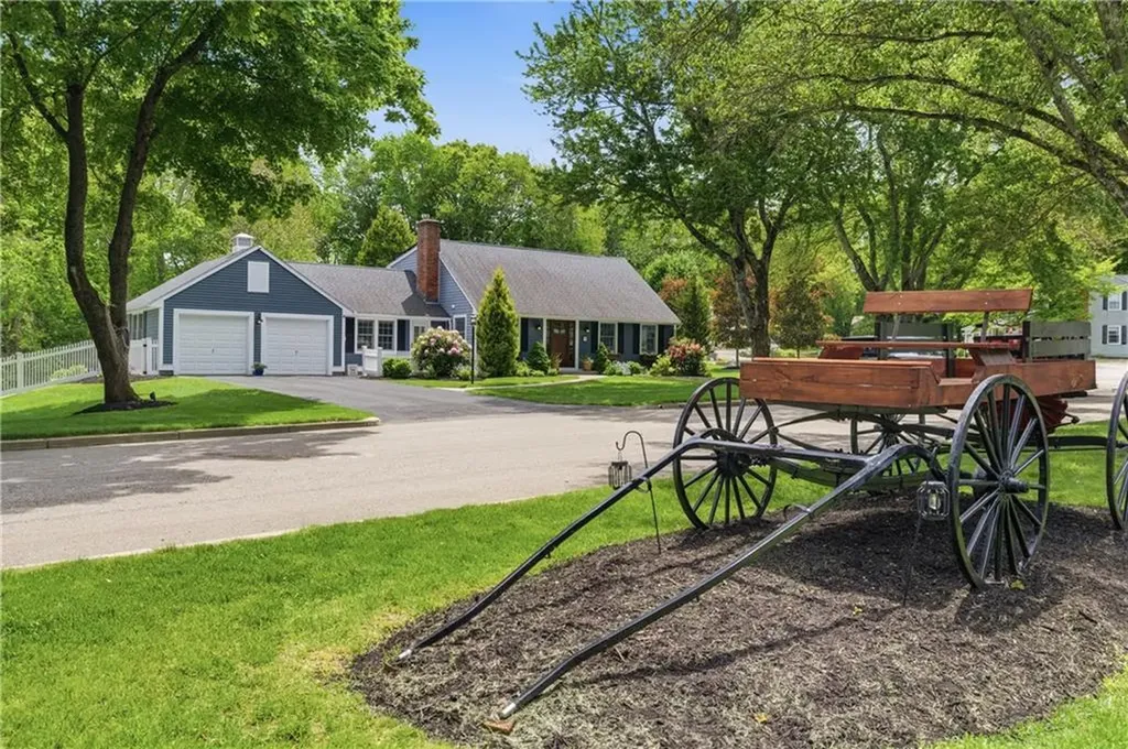 1 Blacksmith Road Lincoln RI 02865