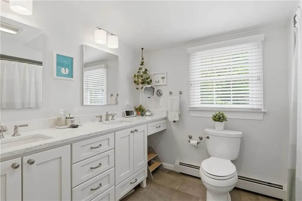 1 Blacksmith Road Lincoln RI 02865