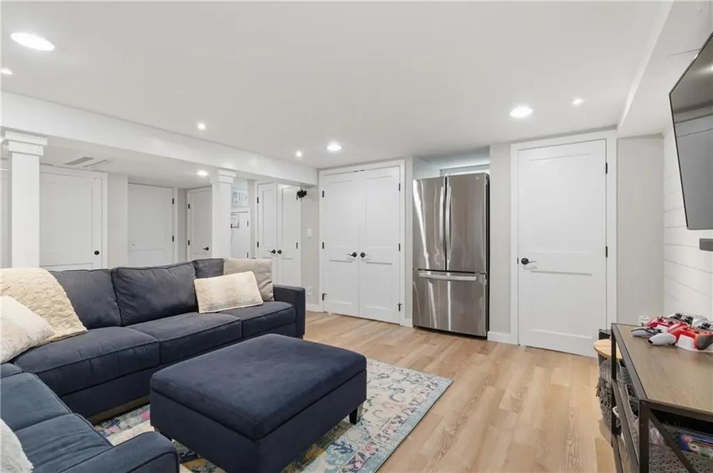 1 Blacksmith Road Lincoln RI 02865