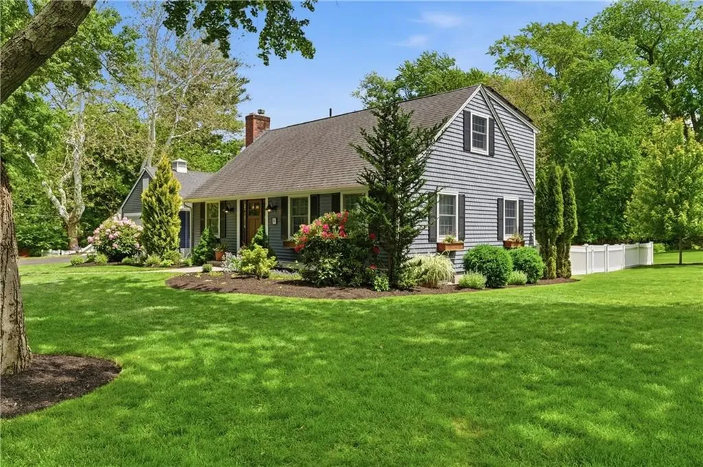 1 Blacksmith Road Lincoln RI 02865