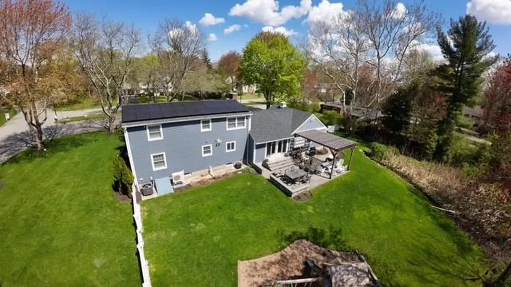 1 Blacksmith Road Lincoln RI 02865