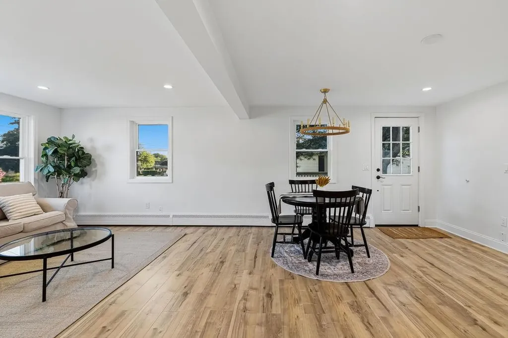 9 San Juan Drive Bristol RI 02809